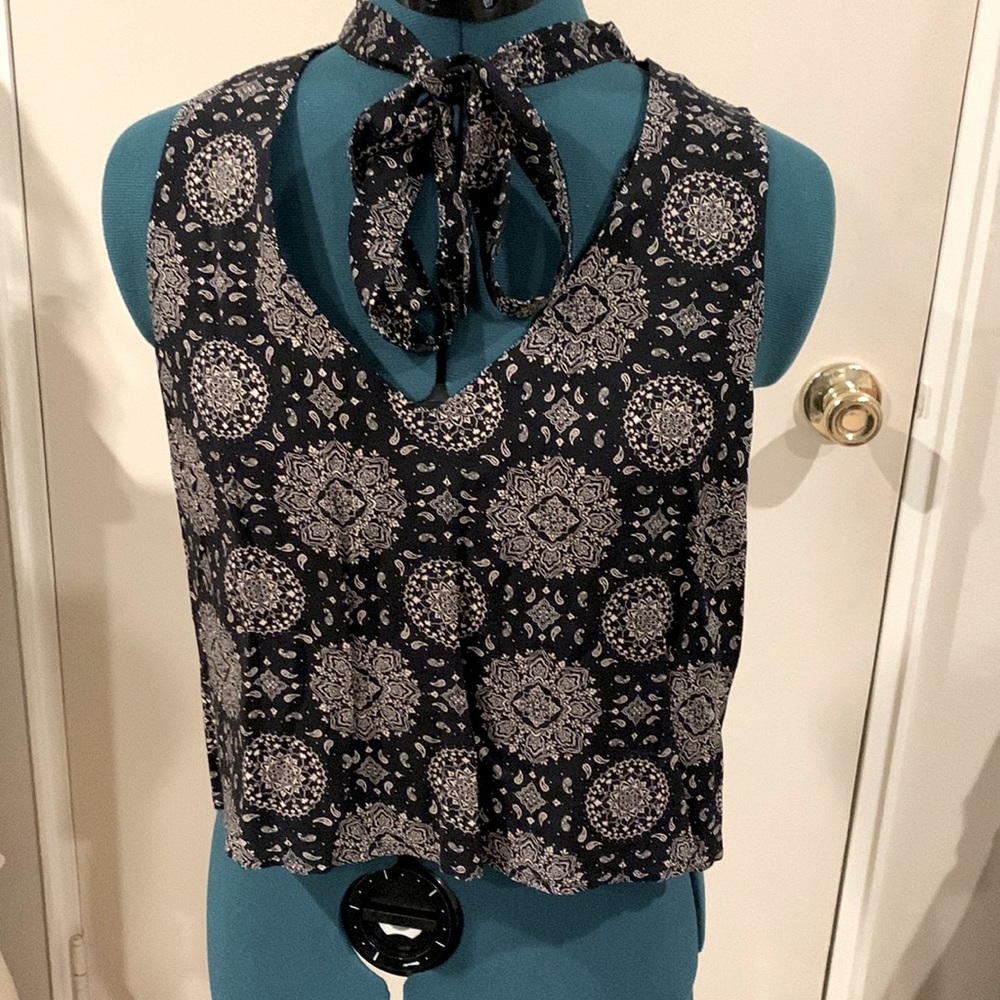 Forever 21 tank top with bow tie in front